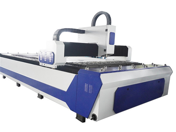Máy cắt laser sợi kim loại tấm CNC 500W 700W 1000W